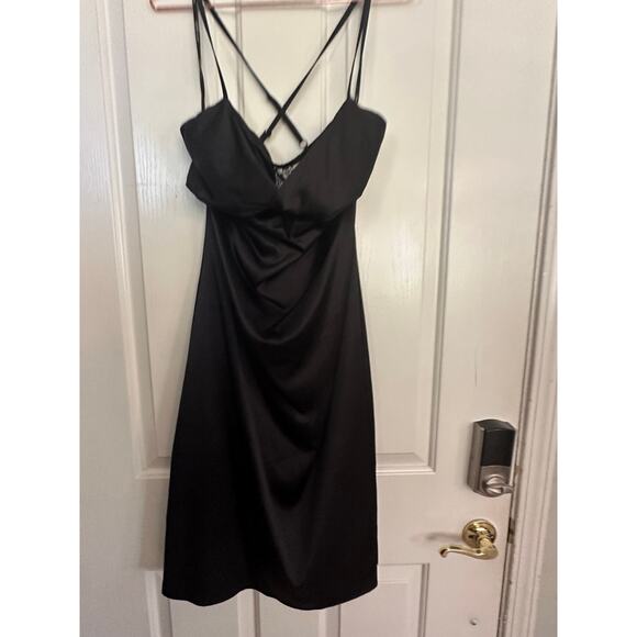 GUESS Women's Black Lace-Trim Sleeveless Slip Dress Size 6 - Picture 4 of 13